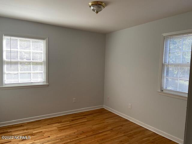 Building Photo - 729 Montclair Dr