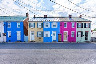 Building Photo - 19 Degrange St