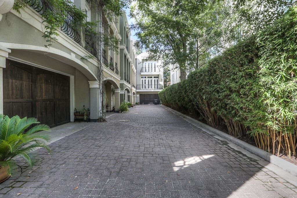 Foto principal - 1818 Binz St