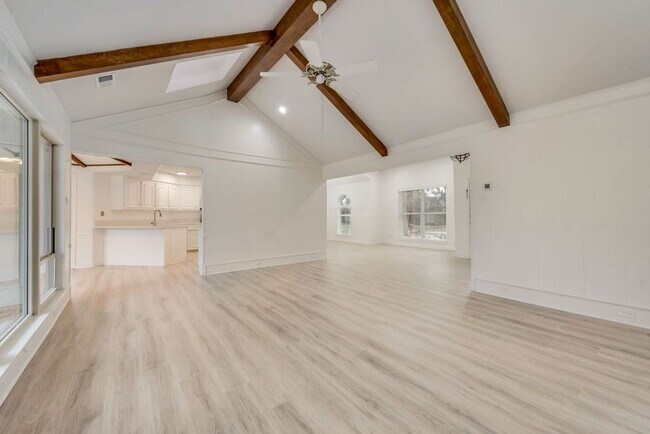 Foto del edificio - Recently Renovated 3-bed 2-bath in Plano's...