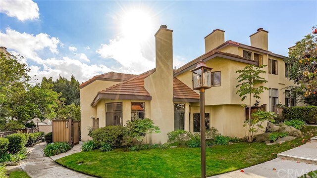 Foto principal - 4490 Emerald St