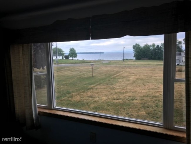Building Photo - 3 br, 2 bath Apartment - 68 Four Winds Lane