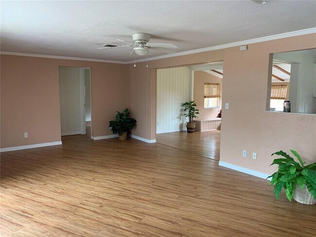 Building Photo - 1509 Banyan Dr