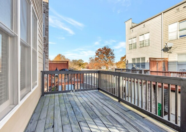 Photo - Room in Townhome on Liberty Commons Dr NW