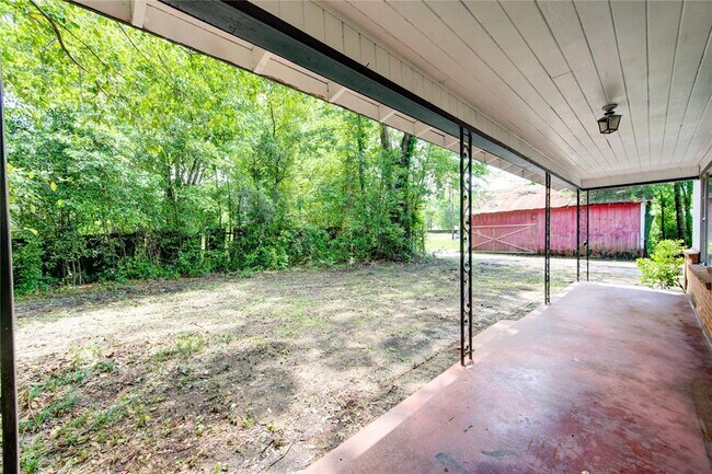 Building Photo - 808 State Highway Loop