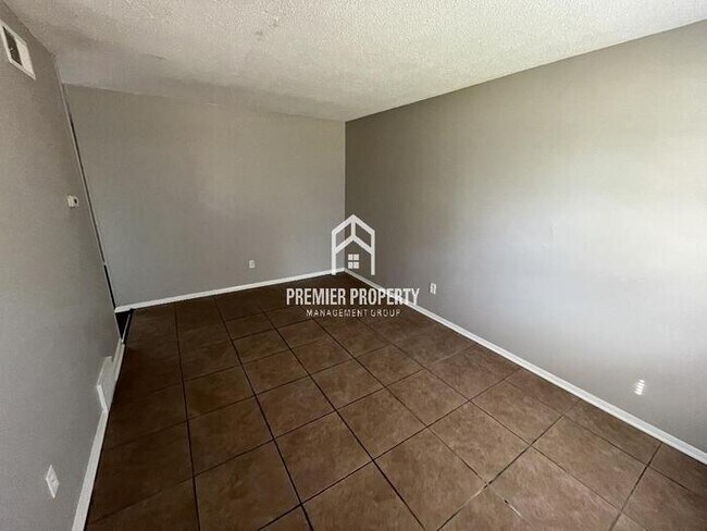 Building Photo - 4190 Arrowood Ave