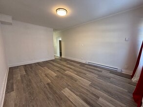 Building Photo - 212 Sunset Dr