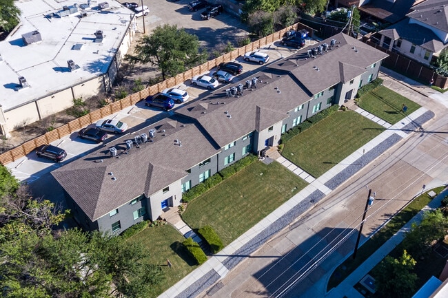 Building Photo - White Rock Views Apartments