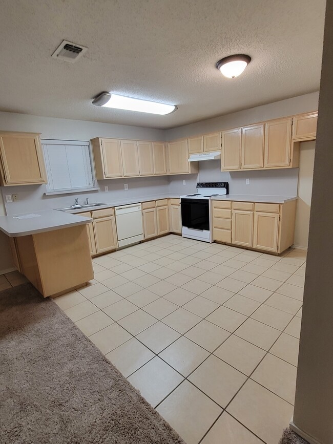 Building Photo - 509 Denison Cir