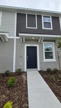 Building Photo - 2932 Skyline Lp