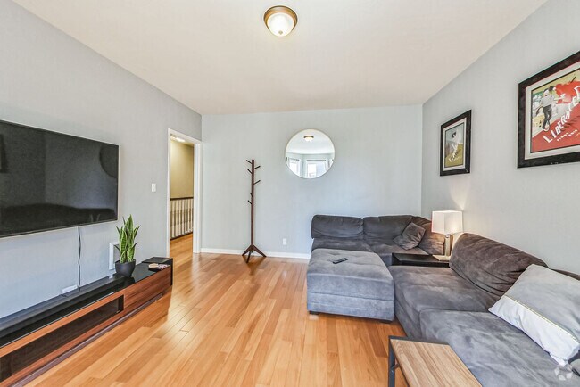 Building Photo - 766 Natoma St