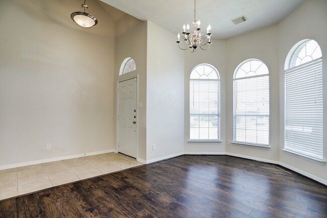 Foto del edificio - 2309 Perkins Crossing Dr