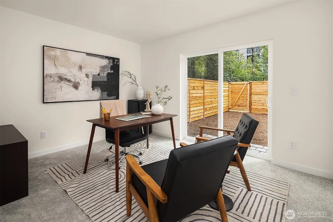 Foto del edificio - 1520 Hollow Dale Pl