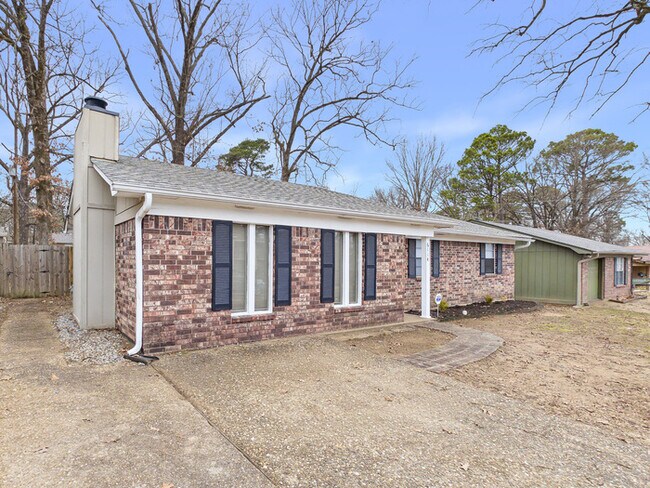 Foto del edificio - 6114 Butler Rd