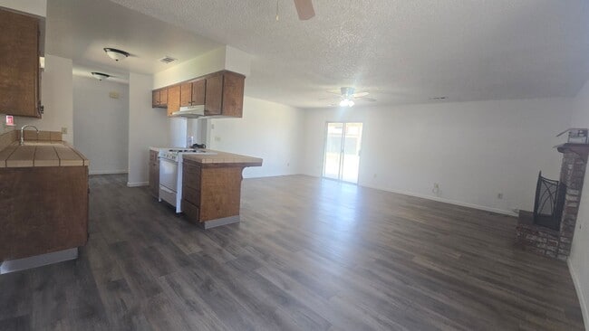 Building Photo - 2146 Neill Way