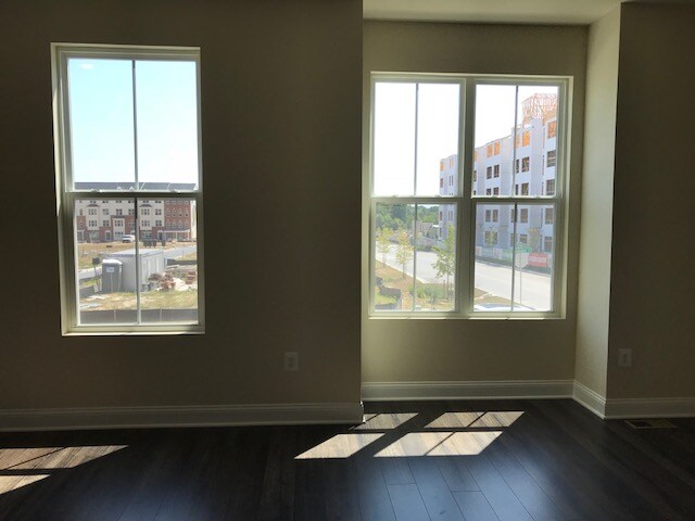Foto del edificio - 7094 Banbury Dr