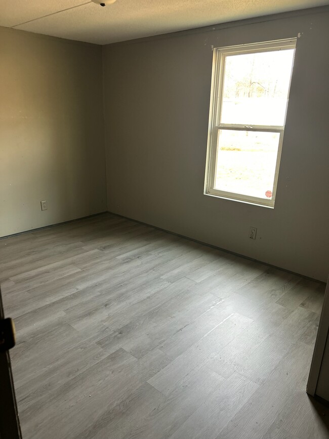 Foto del edificio - 719 Barren Hollow Rd