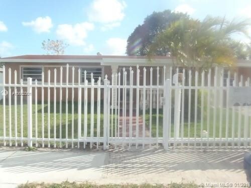 Building Photo - 4922 NW 173rd Dr