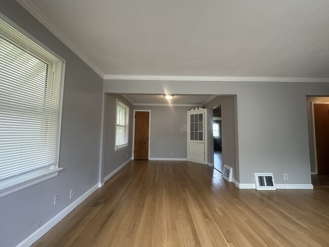 Building Photo - 1426 Comet Dr