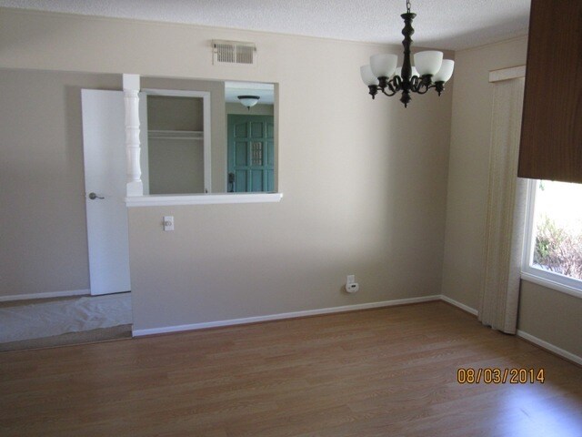 Building Photo - 3 Bedroom Goleta Home