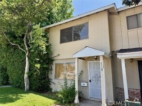 Building Photo - 418 N Cerritos Ave