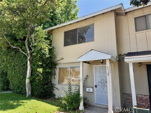 Foto principal - 418 N Cerritos Ave