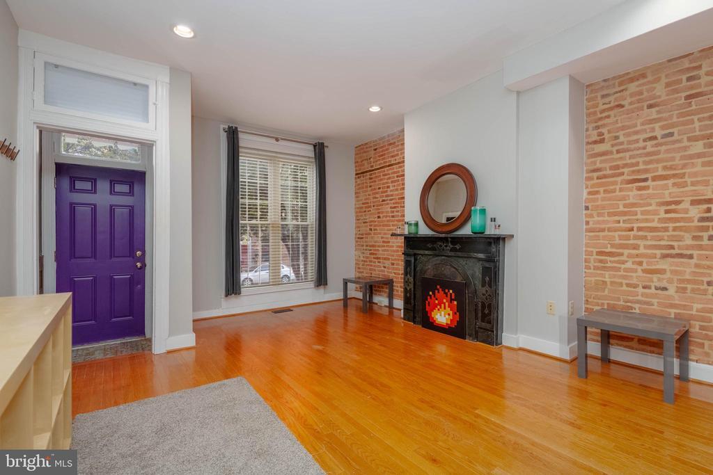 Foto principal - 224 N Milton Ave