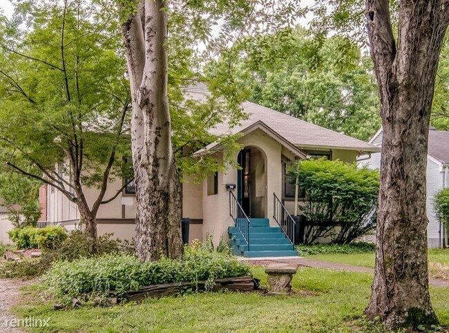 Foto del edificio - 2 br, 1 bath House - 2703 Belcourt Ave