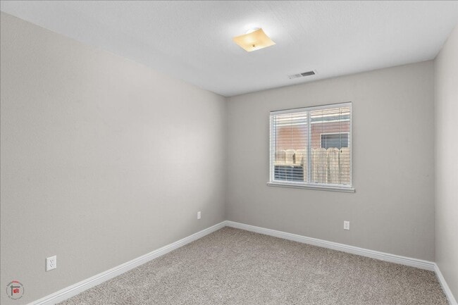 Building Photo - 1712 Beethoven Way