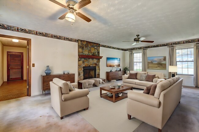 Foto del edificio - 503 Fayetteville Rd