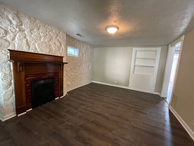 Building Photo - Welcome To Your New Home!