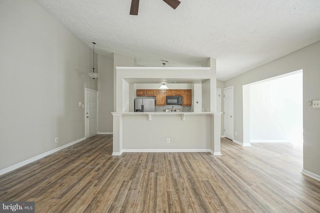 Foto principal - 95 Eldon Way