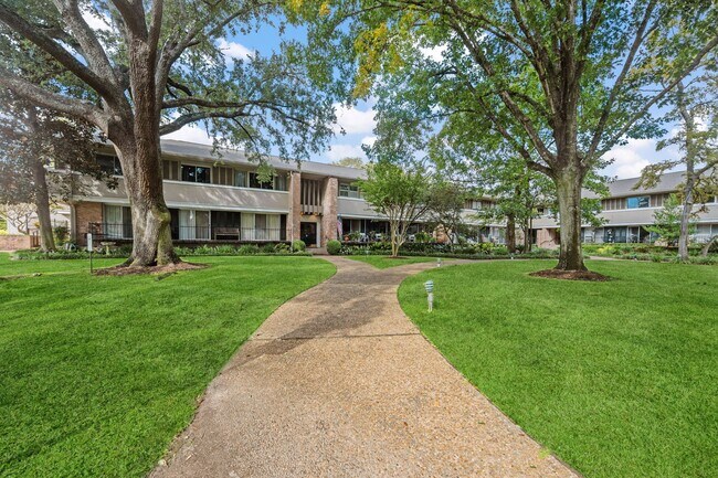 Foto del edificio - 642 S Ripple Creek Dr