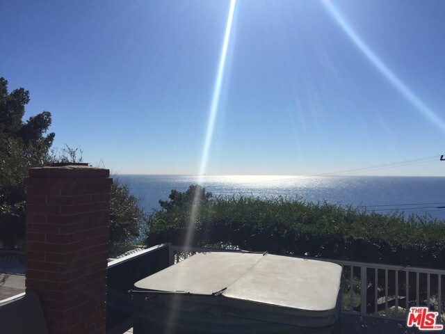 Foto del edificio - 4774 Encinal Canyon Rd