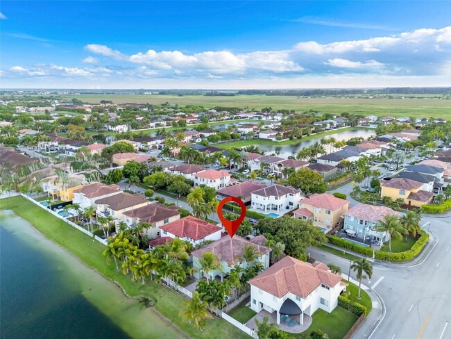 Building Photo - 6425 SW 164th Ave