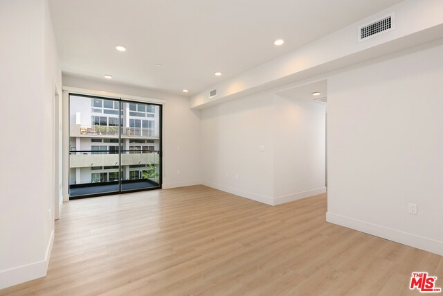 Foto del edificio - 3675 Dunn Dr