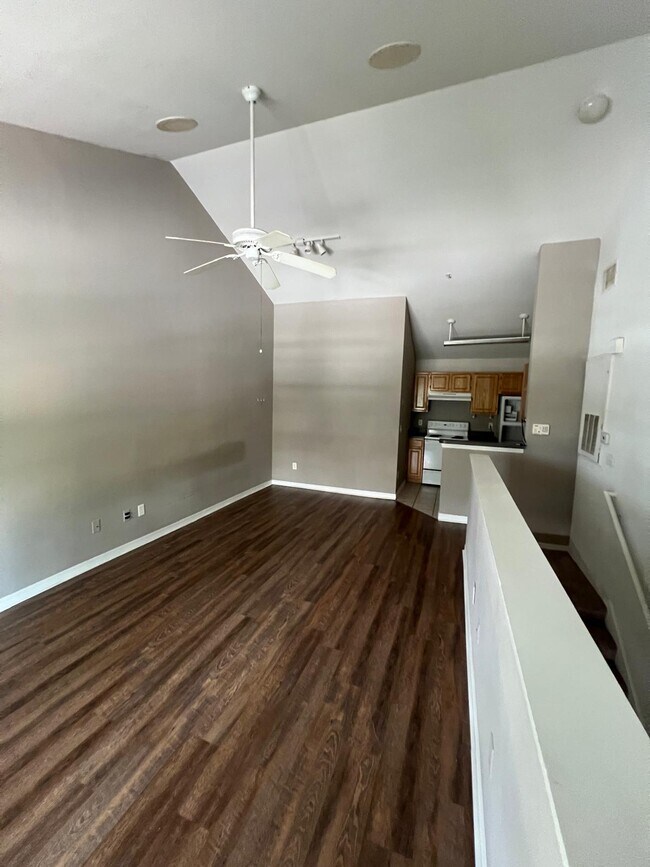 Foto del edificio - 3455 Westchester Square Blvd