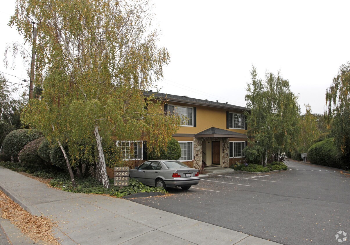 Primary Photo - 2256-2268 Capitola Rd