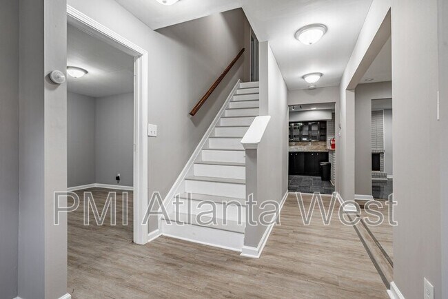 Photo - 2132 Galway Ln House