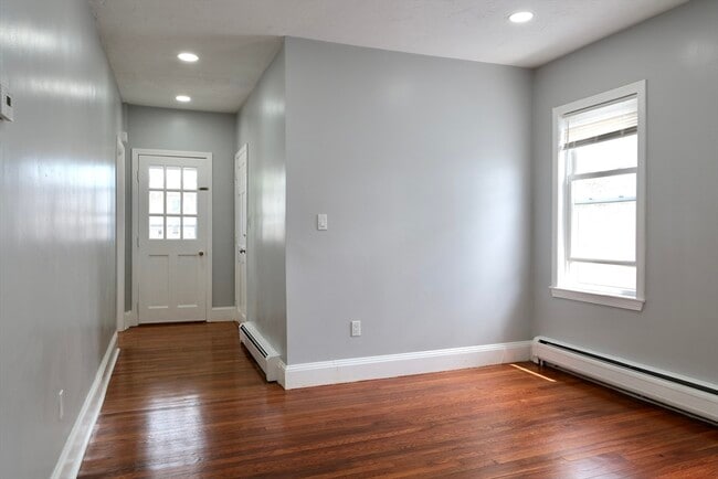 Building Photo - 23 Granfield Ave
