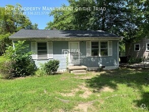 Building Photo - 1305 Elmer St