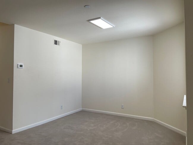 Building Photo - 609 Arcadia Terrace