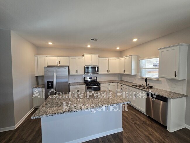 Foto del edificio - 6127 Prickly Lp