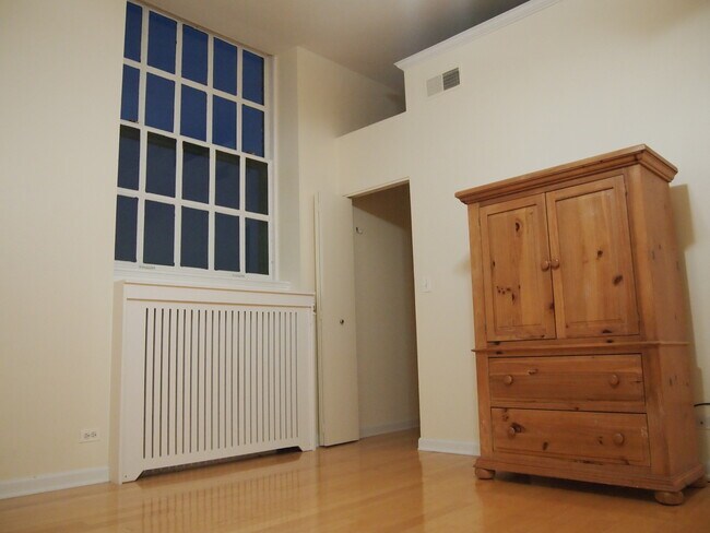 Foto del edificio - 807 Church St