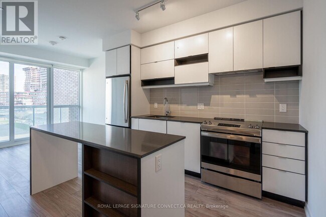 Building Photo - 4065 Confederation Pkwy