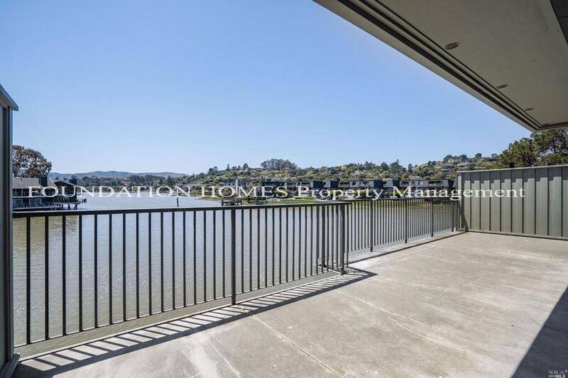 4 Greenwood Cove Dr Unit D, Strawberry, CA 94920 Condo for Rent in