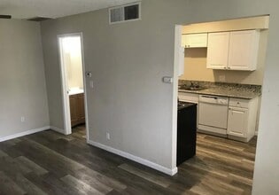 Building Photo - 4518 E Fountain Way