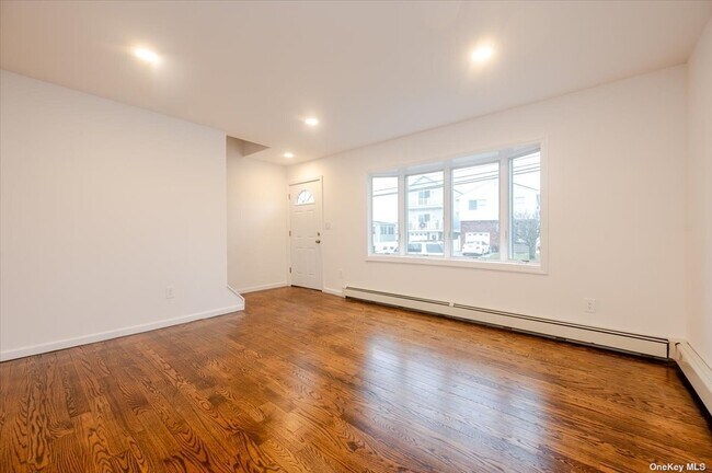 Foto del edificio - 831 Atlantic St