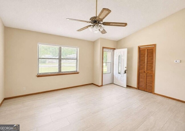 Building Photo - 603 Plantation Village Dr