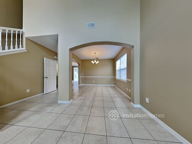 Building Photo - 122 Cotswold Cir